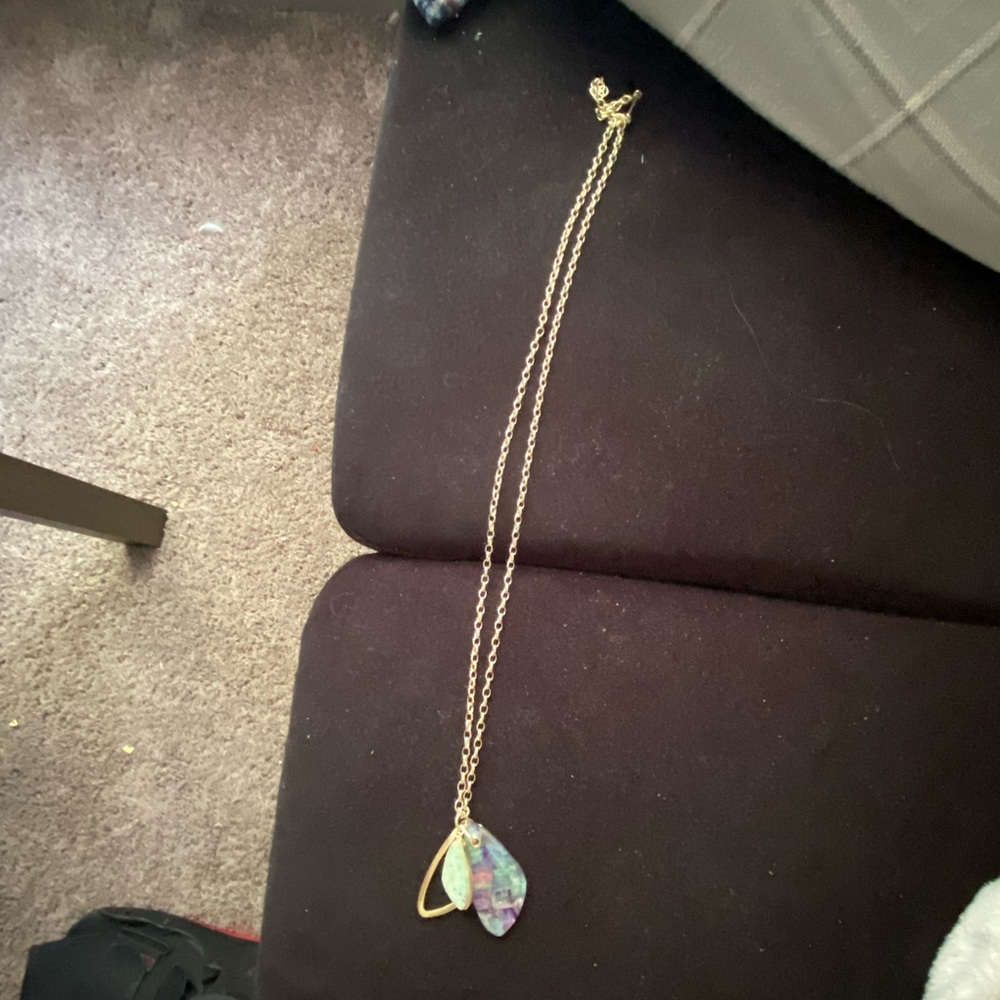 Kendra Scott 18-20in necklace
